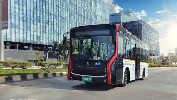 EKA 9 EV buses