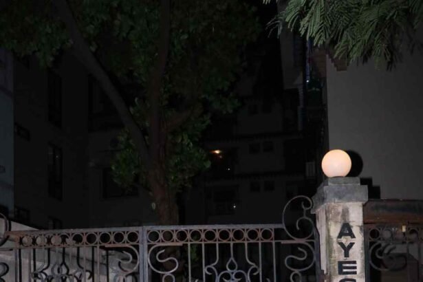 Arjun Kapoor at Malaika Arora 's house