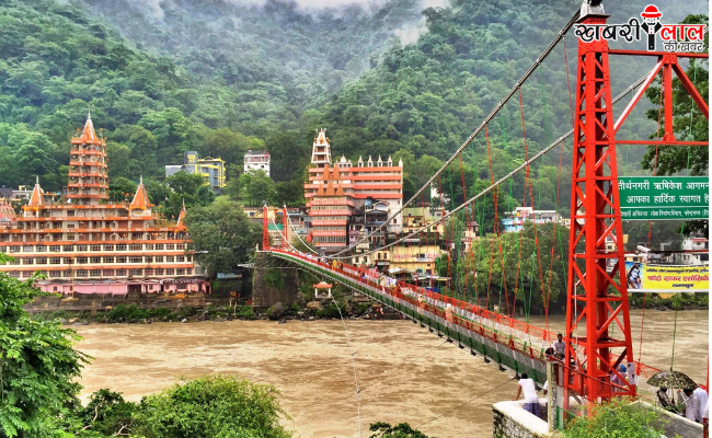 Rishikesh | Free Stay & Food | Budget Travel | Spiritual Atmosphere